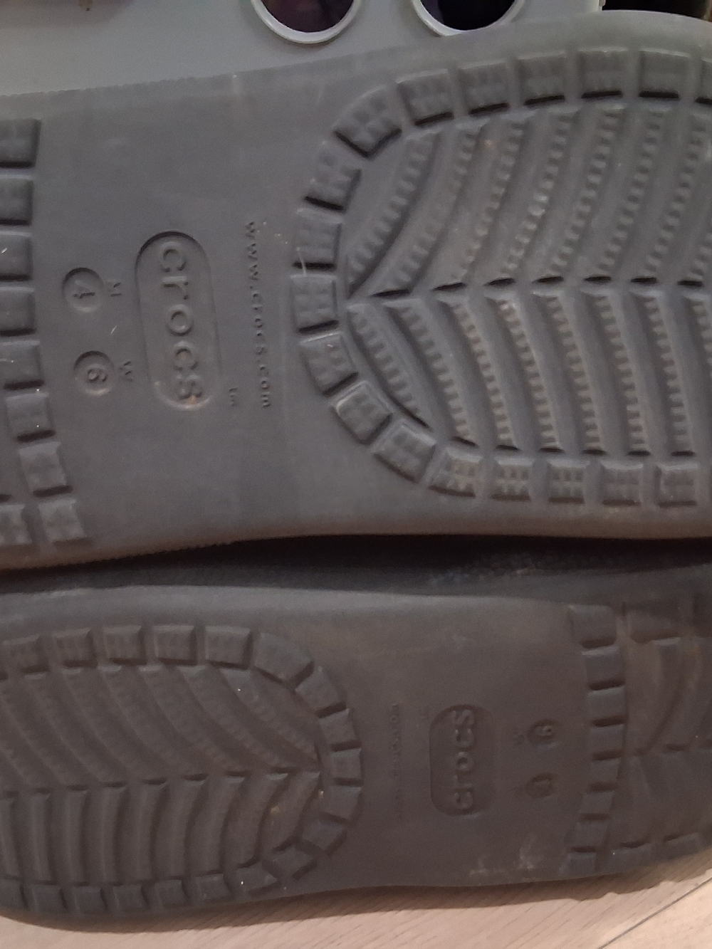 Crocs Black Platform Clogs 6 - Picture 5 of 5